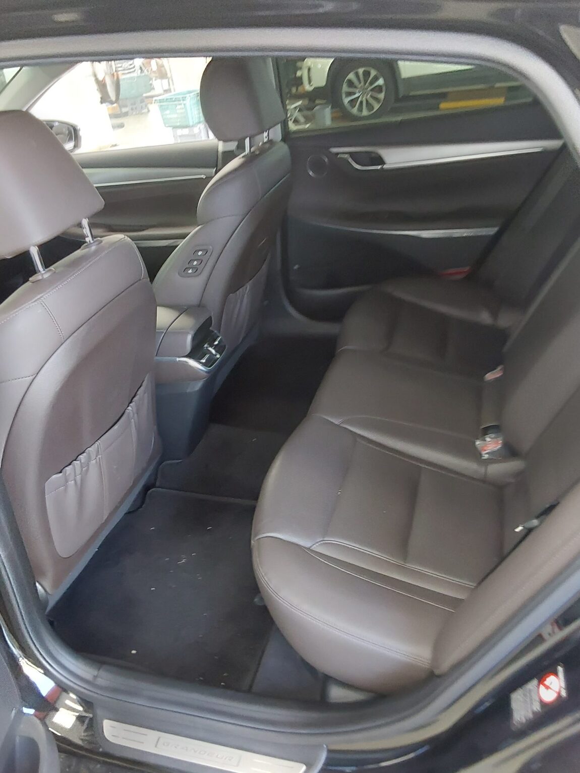 HYUNDAI THE NEW GRANDEUR IG LPi 3.0 RENTAL CAR EXCLUSIVE 2022 - zdjęcie 12