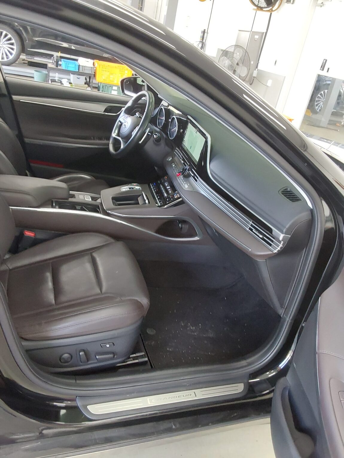 HYUNDAI THE NEW GRANDEUR IG LPi 3.0 RENTAL CAR EXCLUSIVE 2022 - zdjęcie 14