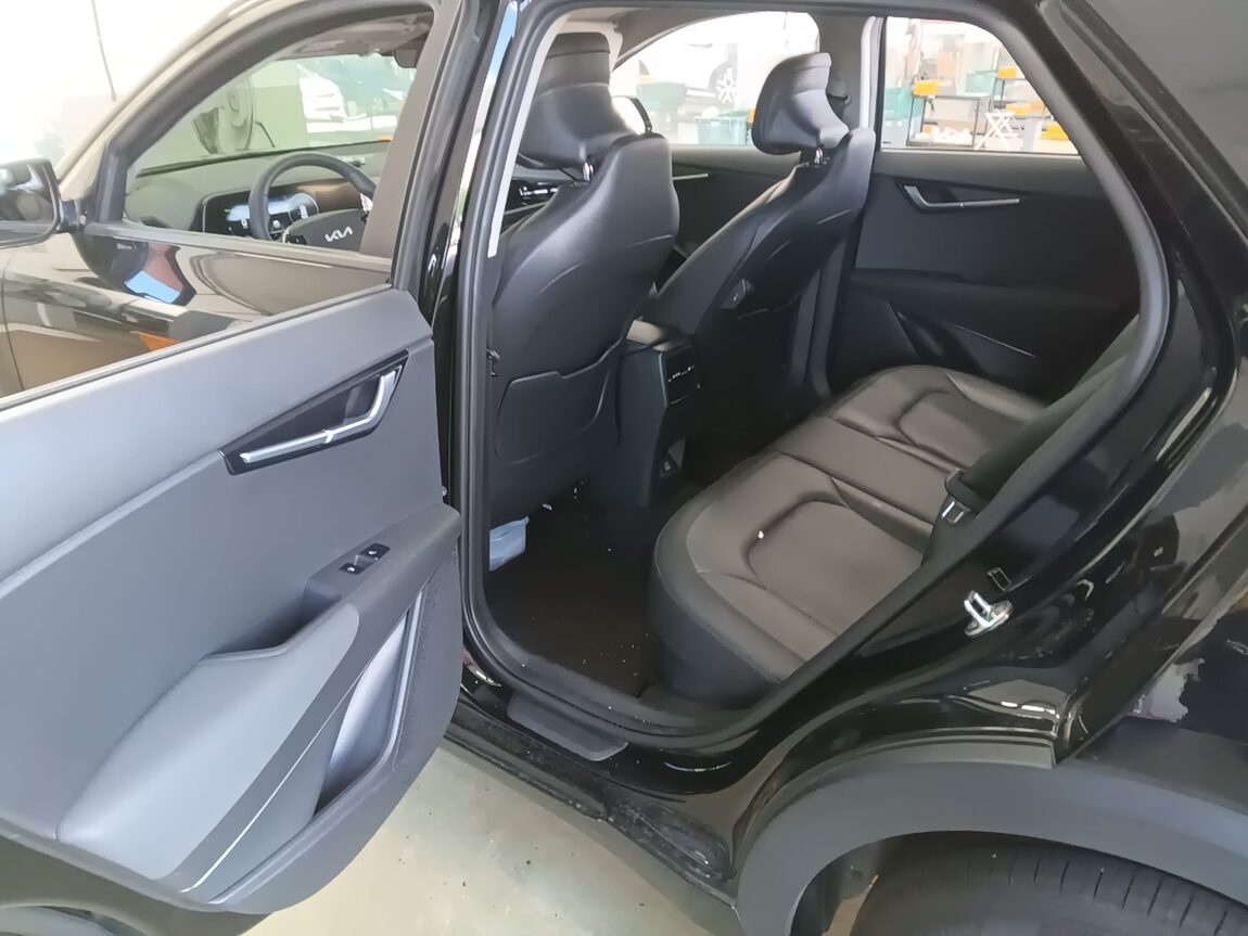 KIA THE ALL NEW NIRO 1.6 HEV PRESTIGE 2022 - zdjęcie 12