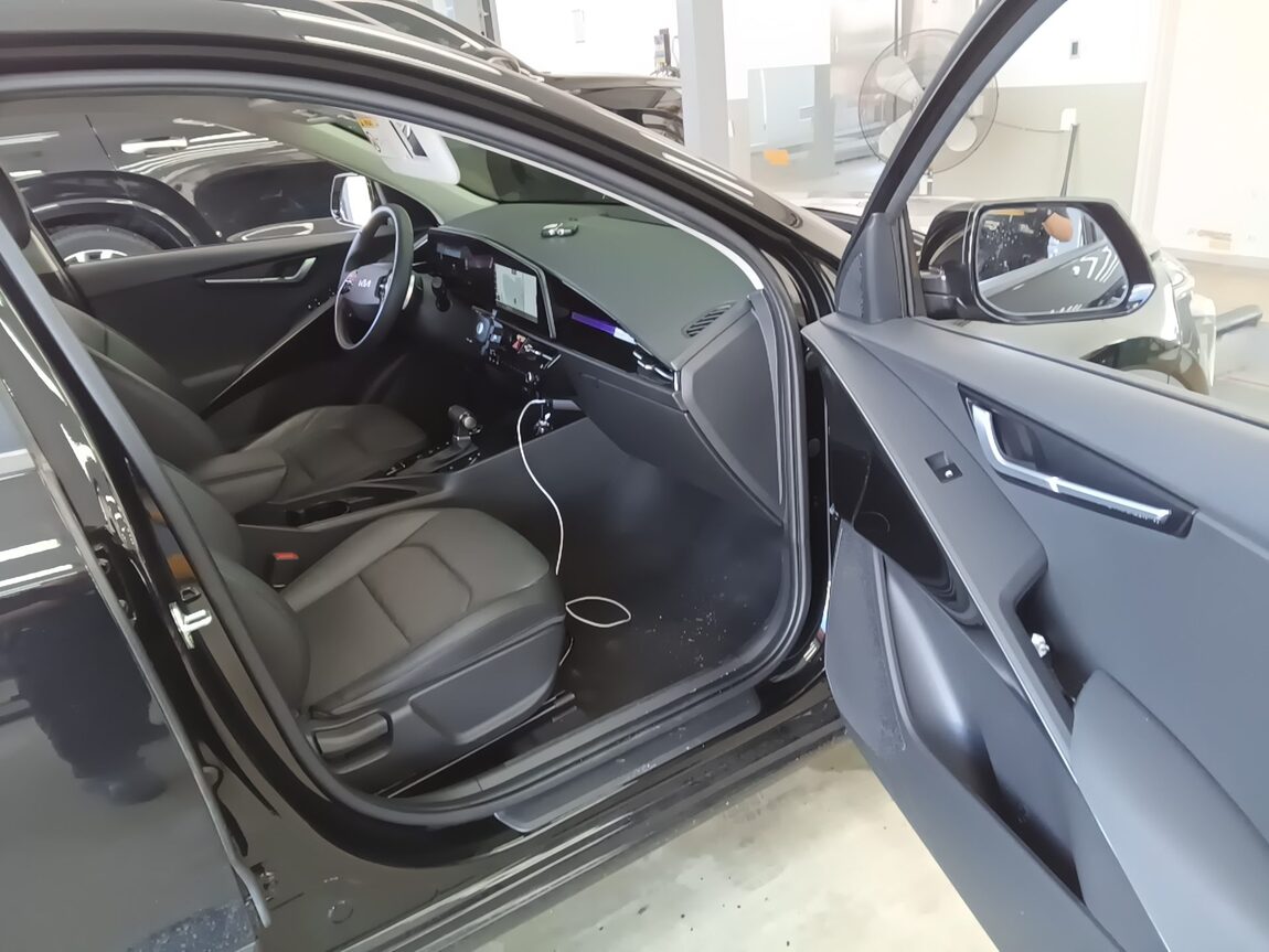 KIA THE ALL NEW NIRO 1.6 HEV PRESTIGE 2022 - zdjęcie 14