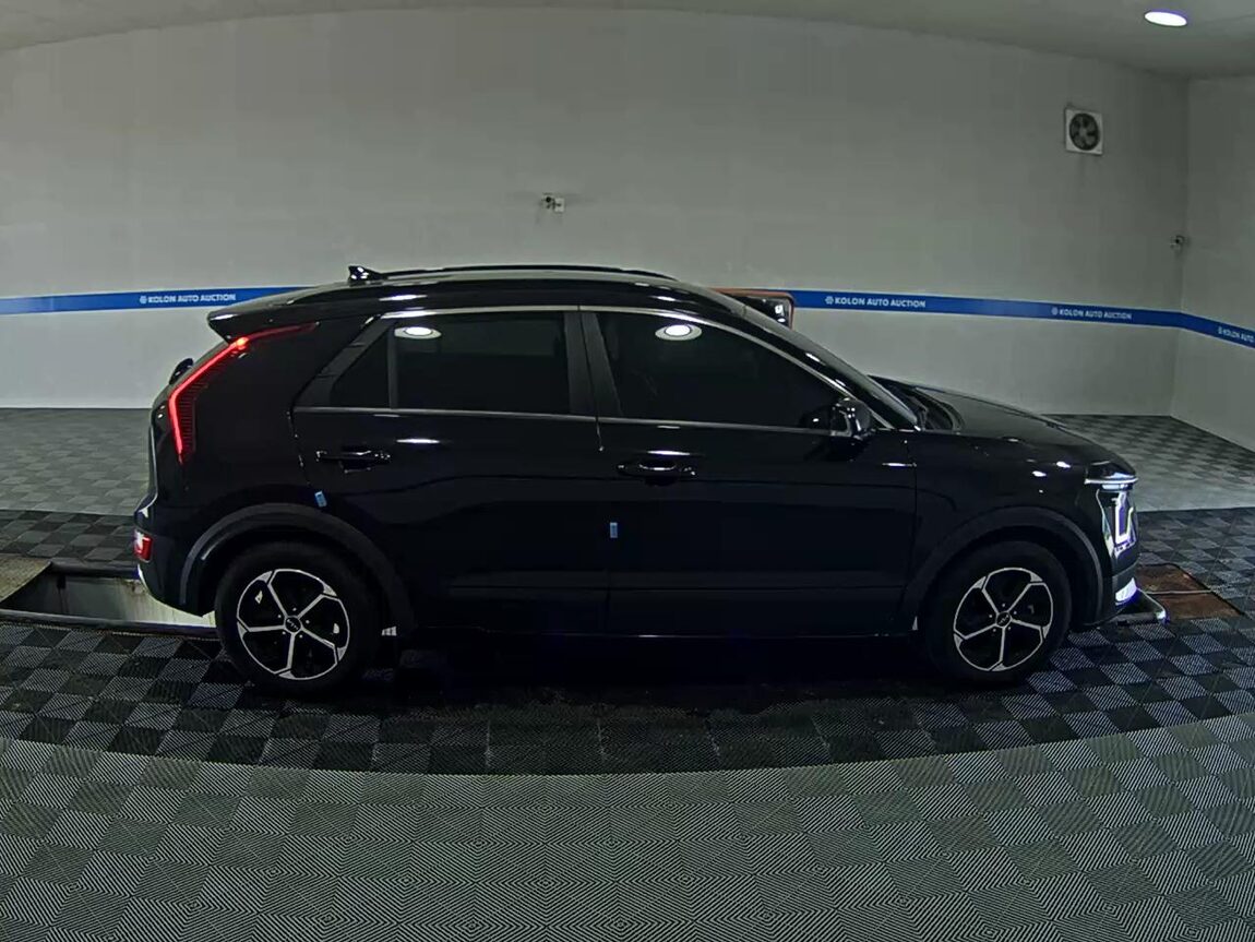 KIA THE ALL NEW NIRO 1.6 HEV PRESTIGE 2022 - zdjęcie 4