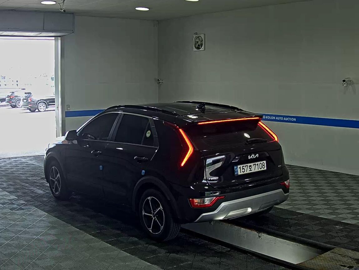 KIA THE ALL NEW NIRO 1.6 HEV PRESTIGE 2022 - zdjęcie 6