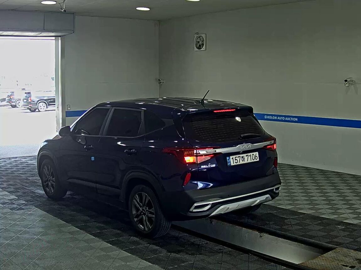 KIA SELTOS 1.6 DIESEL 2WD PRESTIGE 2022 - zdjęcie 6