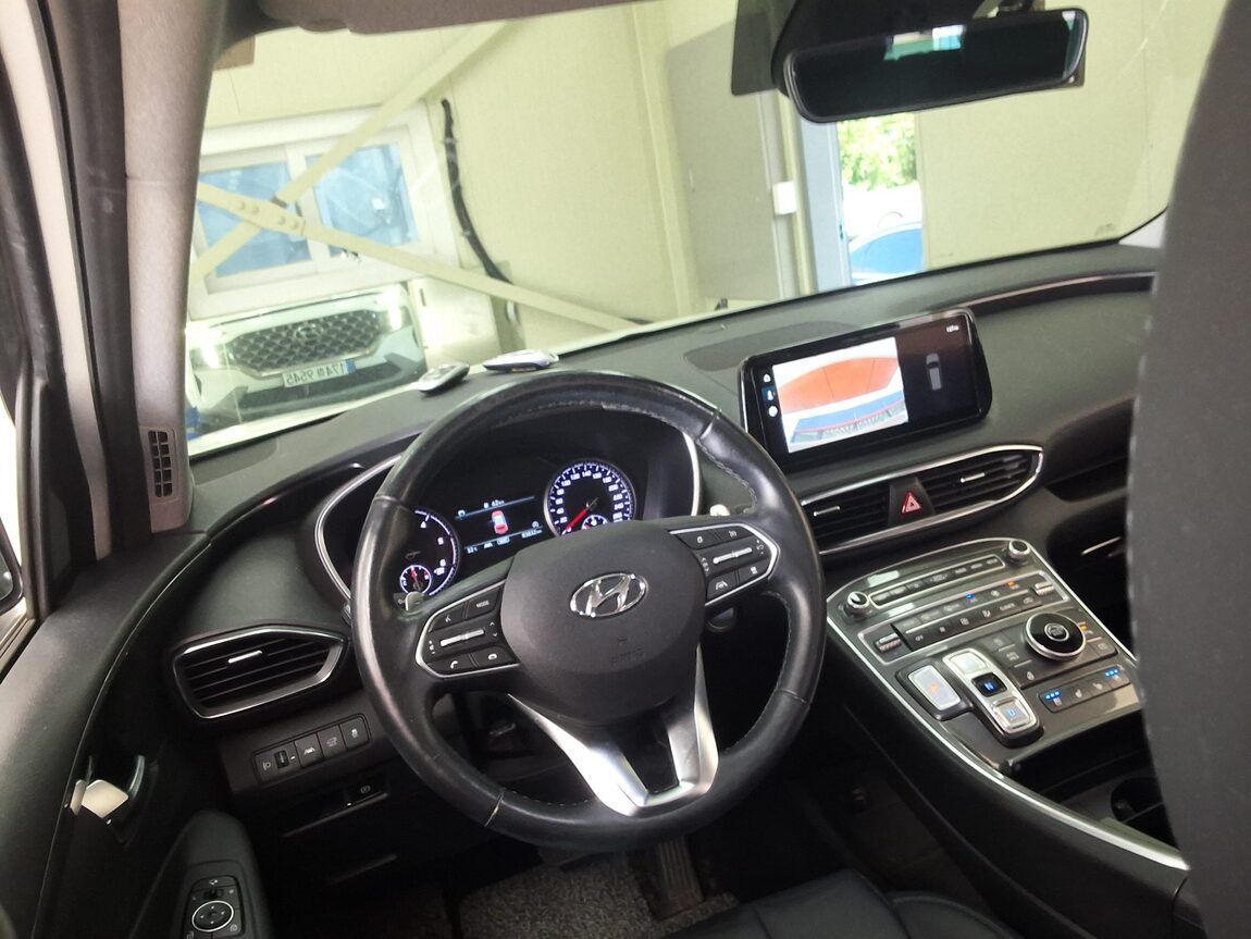 HYUNDAI THE NEW SANTA FE DIESEL 2.2 2WD PRESTIGE 2023 - zdjęcie 12