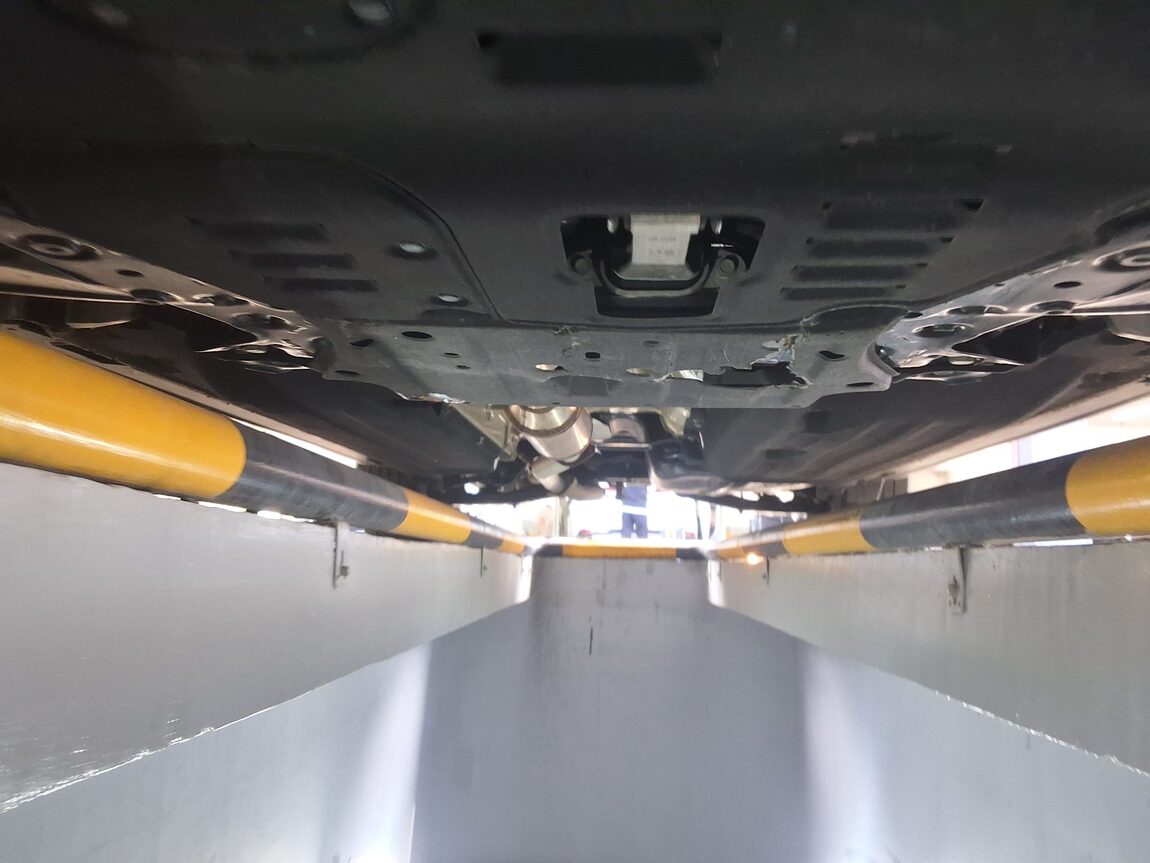 HYUNDAI THE NEW SANTA FE DIESEL 2.2 2WD PRESTIGE 2023 - zdjęcie 9