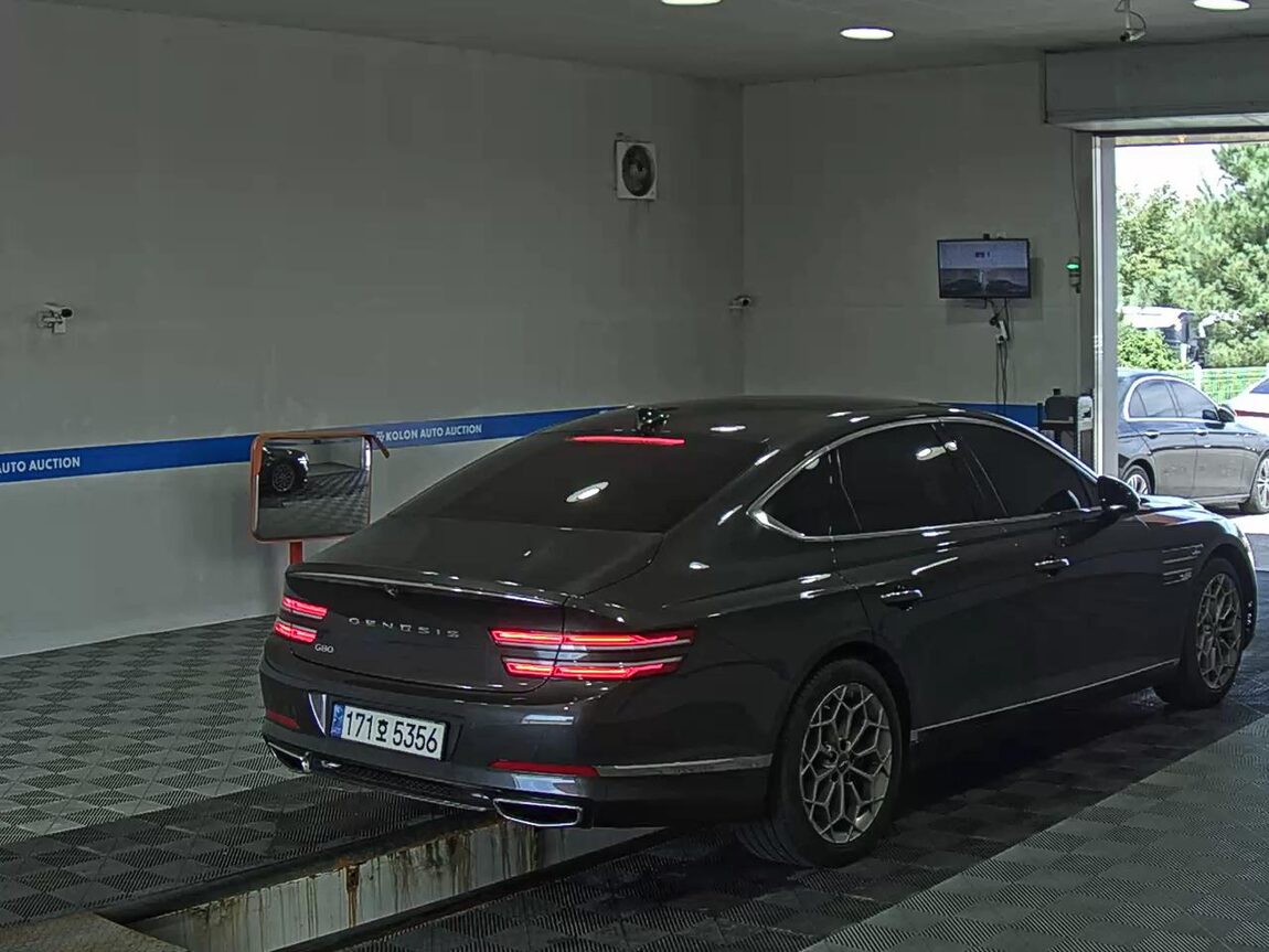 GENESIS THE ALL NEW G80 GASOLINE 2.5 2WD BASE MODEL 2022 - zdjęcie 5