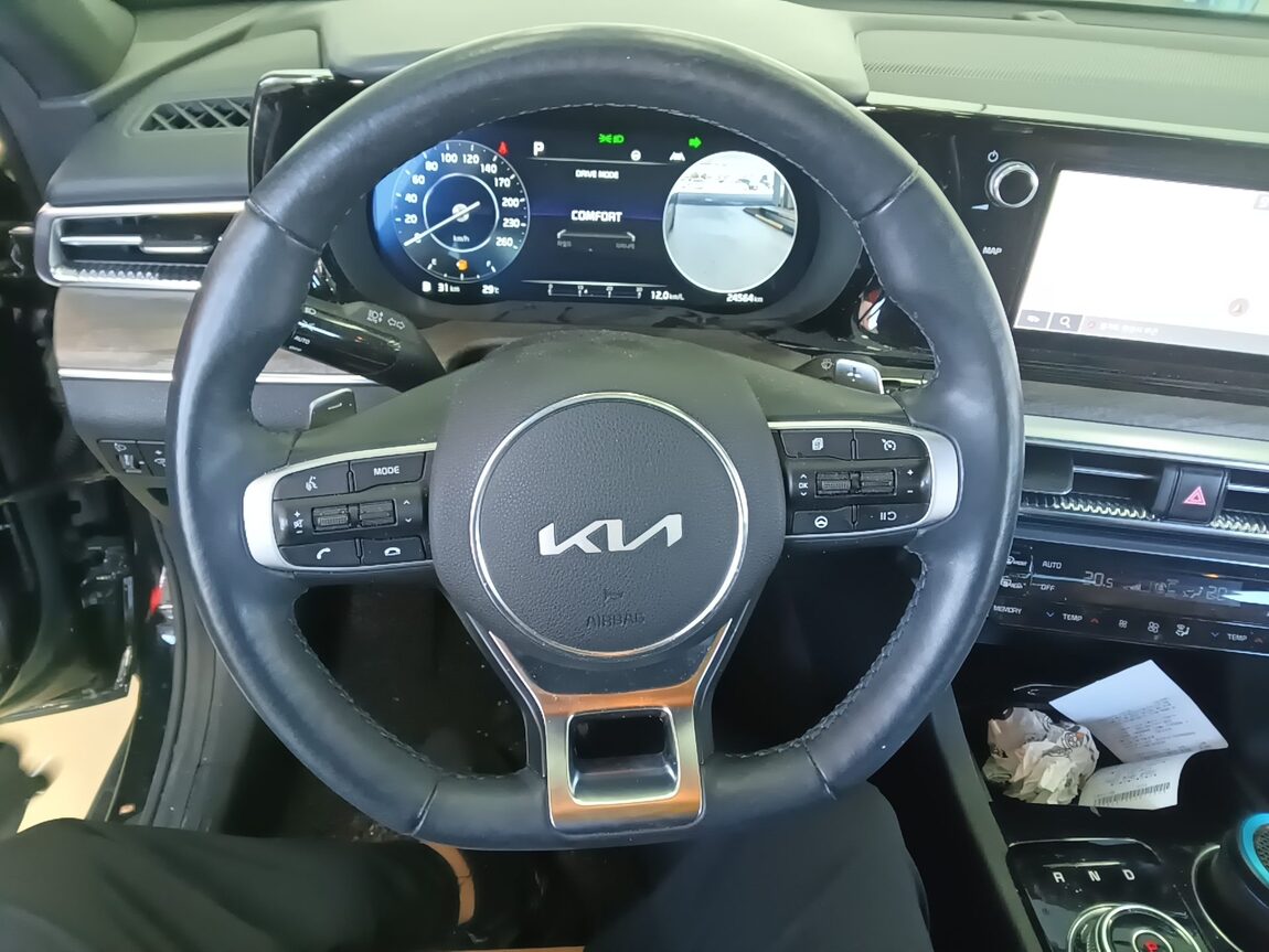 KIA NEW K5 (DL3) 1.6 GASOLINE TURBO SIGNATURE 2023 - zdjęcie 17