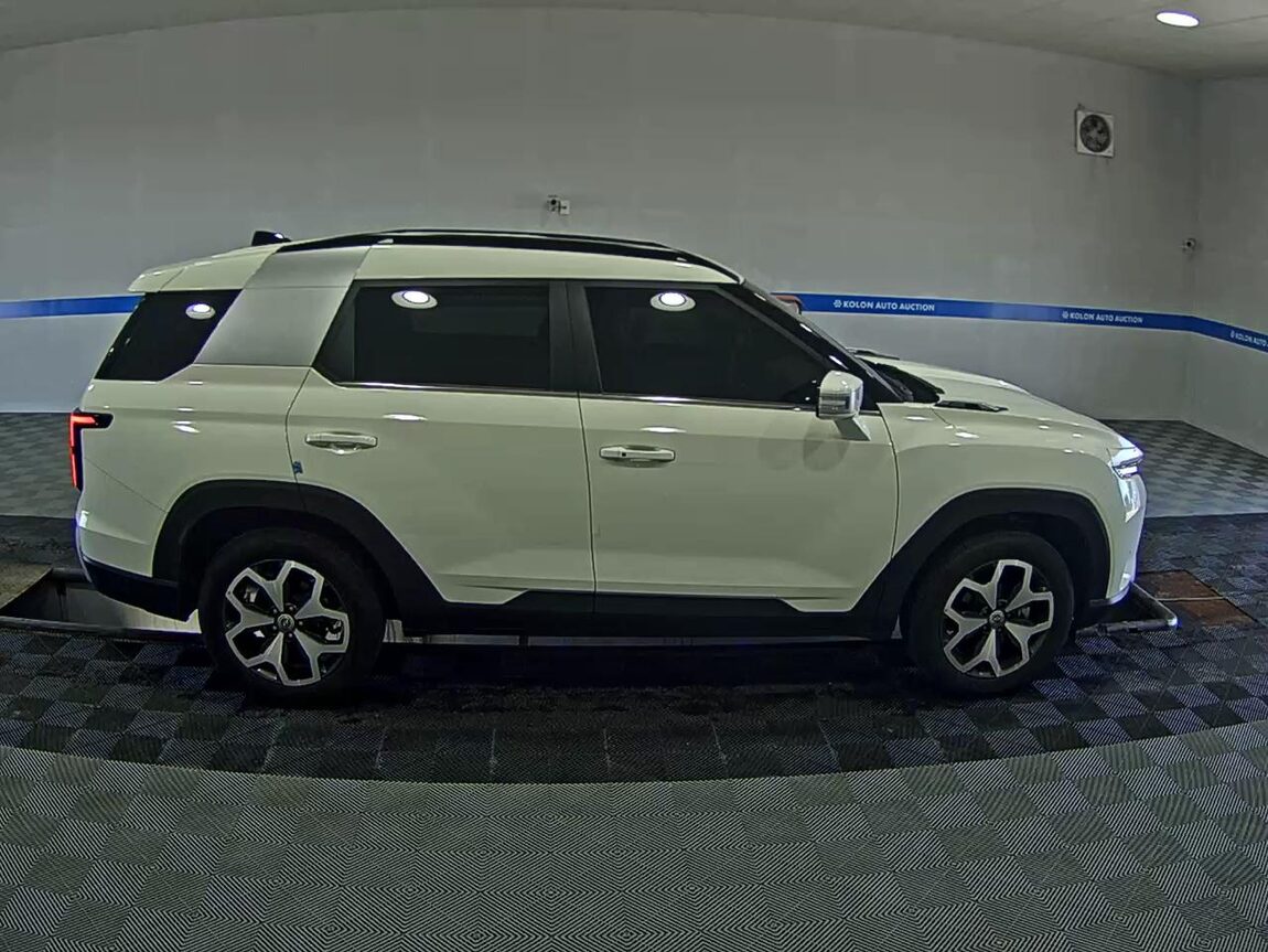 KG MOBILITY (SSANGYONG) TORRES 1.5 GDI-T 2WD T7 2023 - zdjęcie 4