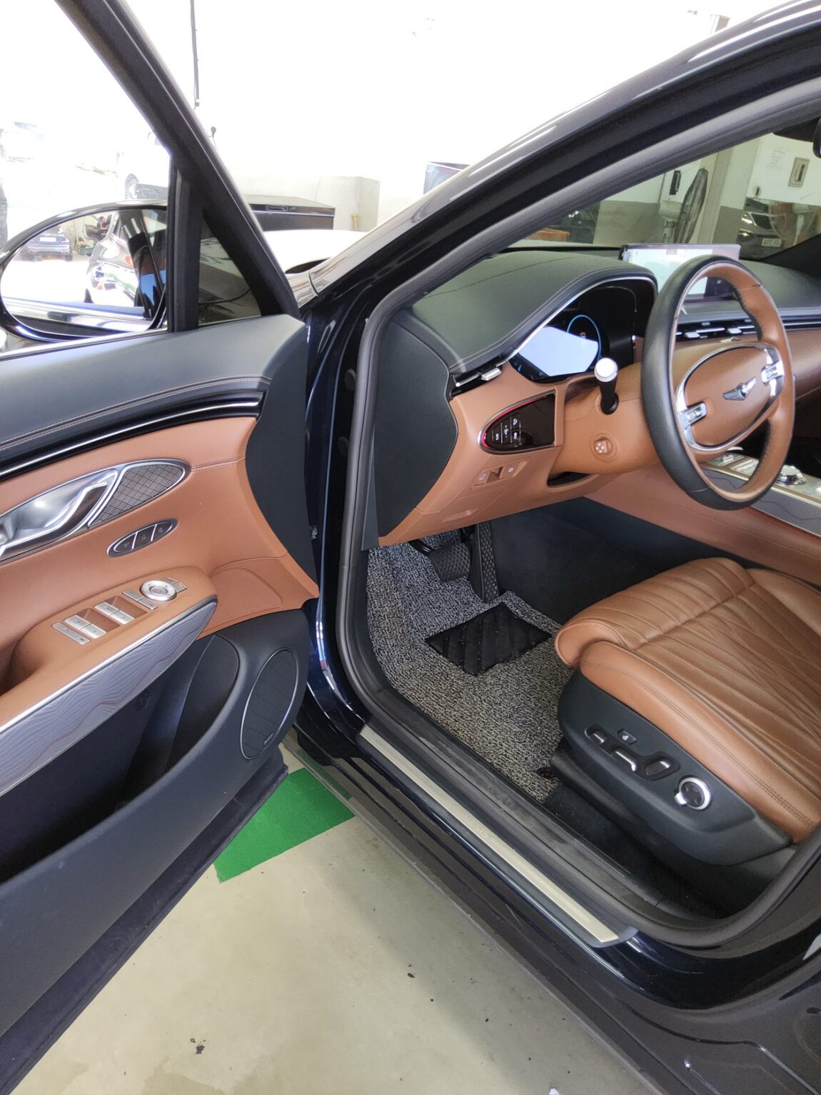 GENESIS GV70 2.5T AWD BASE MODEL 2021 - zdjęcie 10