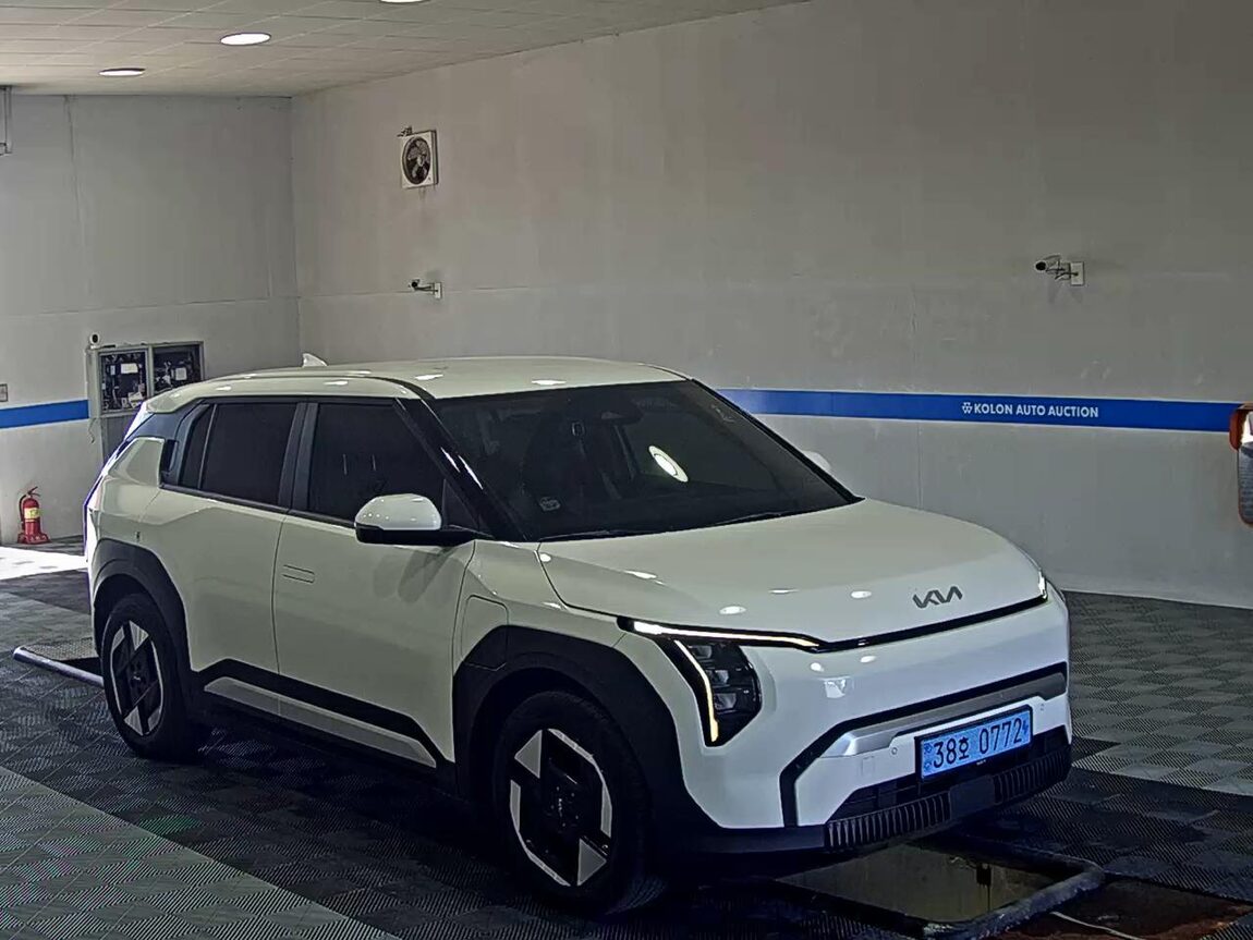 KIA EV3 STANDARD AIR 2025 - zdjęcie 3