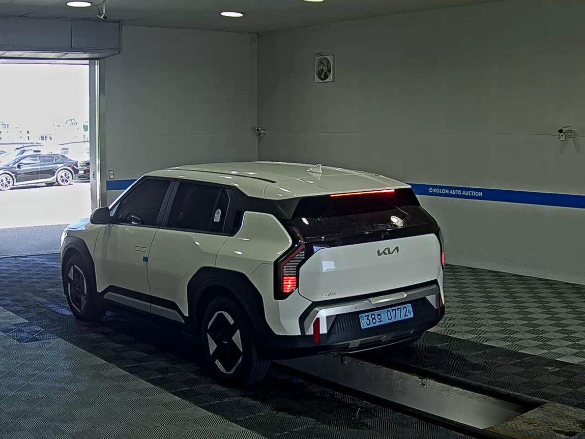 KIA EV3 STANDARD AIR 2025 - zdjęcie 6
