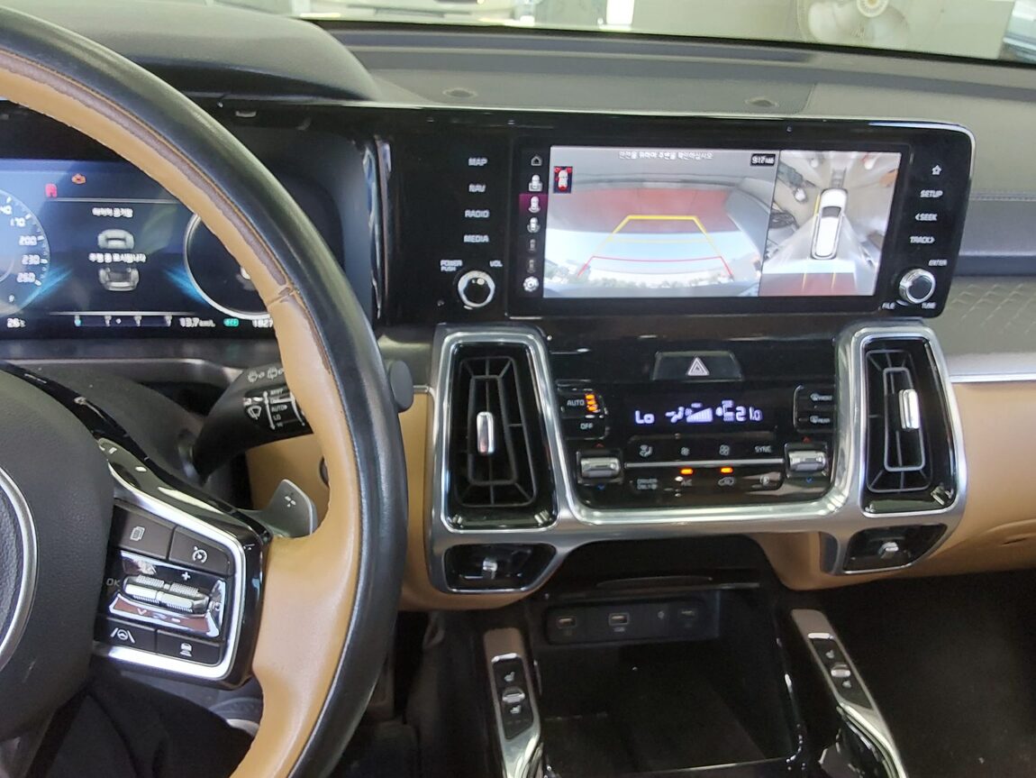 KIA NEW SORENTO HYBRID (MQ4) 1.6 HEV 2WD NOBLESSE 2023 - zdjęcie 17