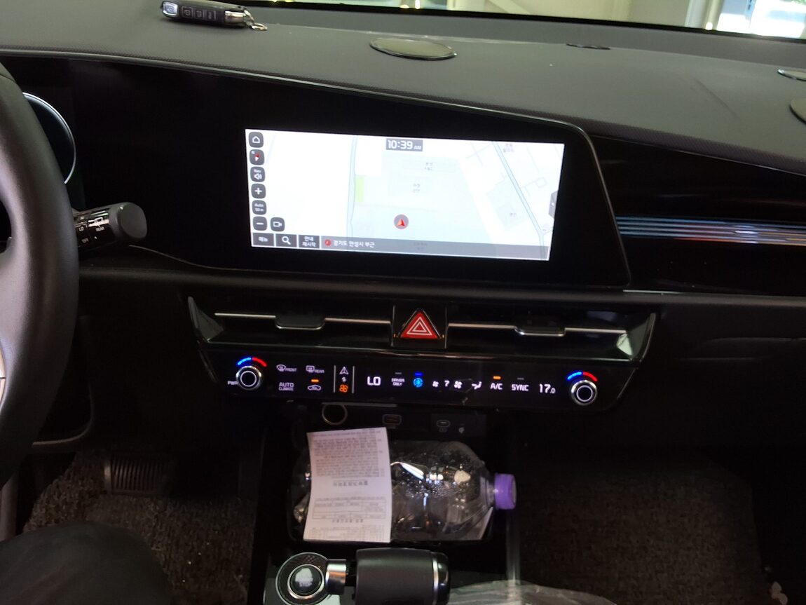 KIA THE ALL NEW NIRO 1.6 HEV PRESTIGE 2022 - zdjęcie 24