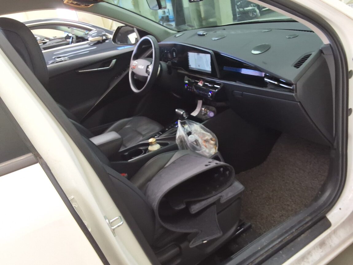 KIA THE ALL NEW NIRO 1.6 HEV PRESTIGE 2022 - zdjęcie 15