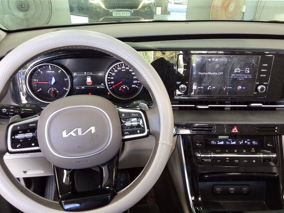 KIA NEW CARNIVAL (KA4) 9-SEATER DIESEL NOBLESSE 2022 - zdjęcie 18