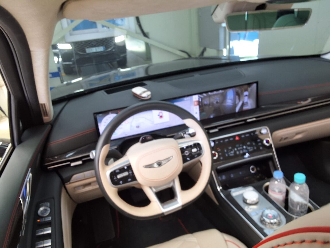 GENESIS GV80 COUPE 2.5 GASOLINE AWD BASE MODEL 2025 - zdjęcie 12