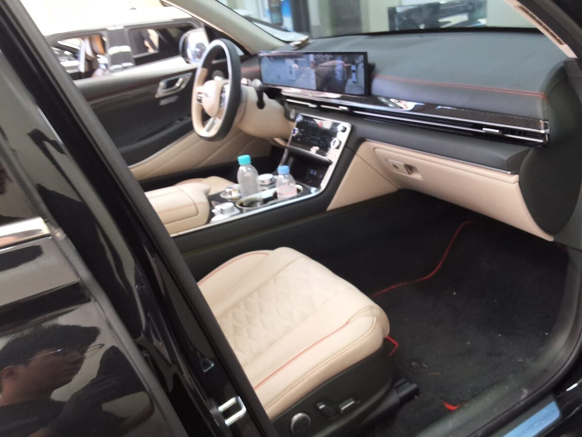 GENESIS GV80 COUPE 2.5 GASOLINE AWD BASE MODEL 2025 - zdjęcie 15