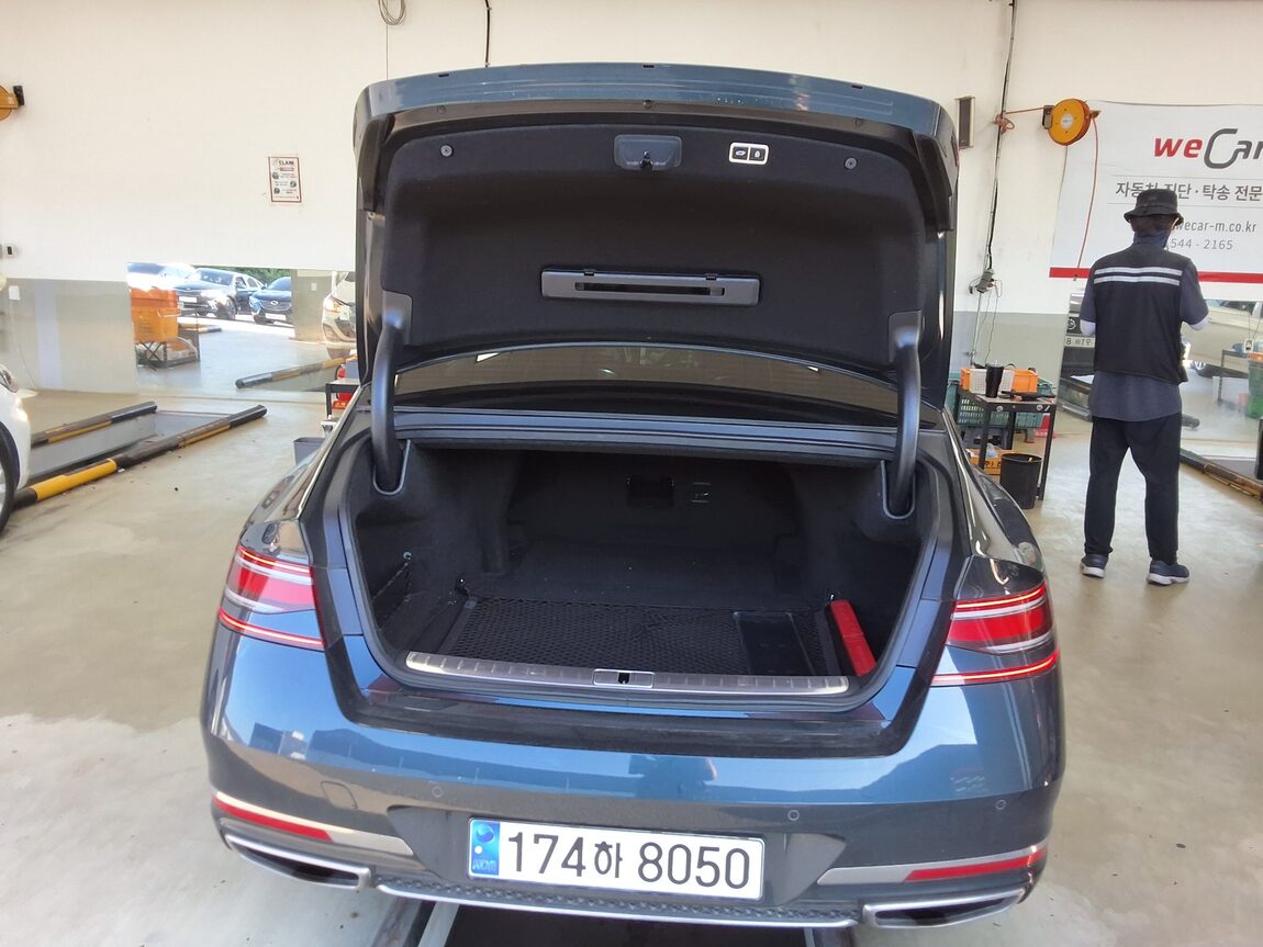 GENESIS NEW G90 3.5 TURBO ESC 4WD BASE MODEL 2023 - zdjęcie 16