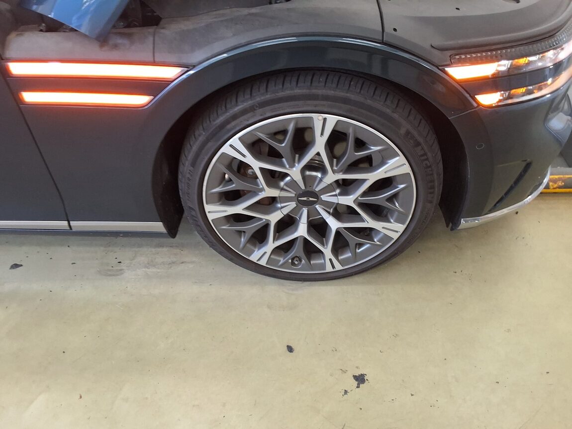 GENESIS NEW G90 3.5 TURBO ESC 4WD BASE MODEL 2023 - zdjęcie 25