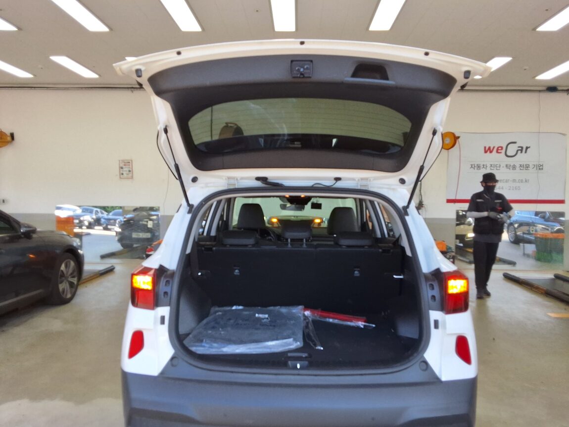 KIA SELTOS 1.6 DIESEL 2WD TRENDY 2021 - zdjęcie 16