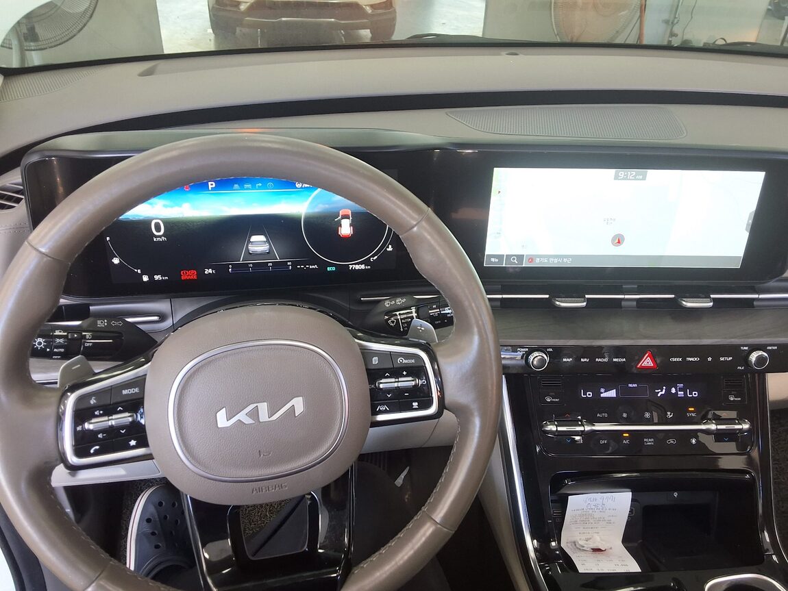 KIA NEW CARNIVAL (KA4) 9-SEATER DIESEL SIGNATURE 2022 - zdjęcie 18