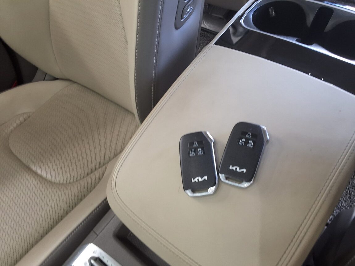 KIA NEW CARNIVAL (KA4) 9-SEATER DIESEL SIGNATURE 2022 - zdjęcie 20