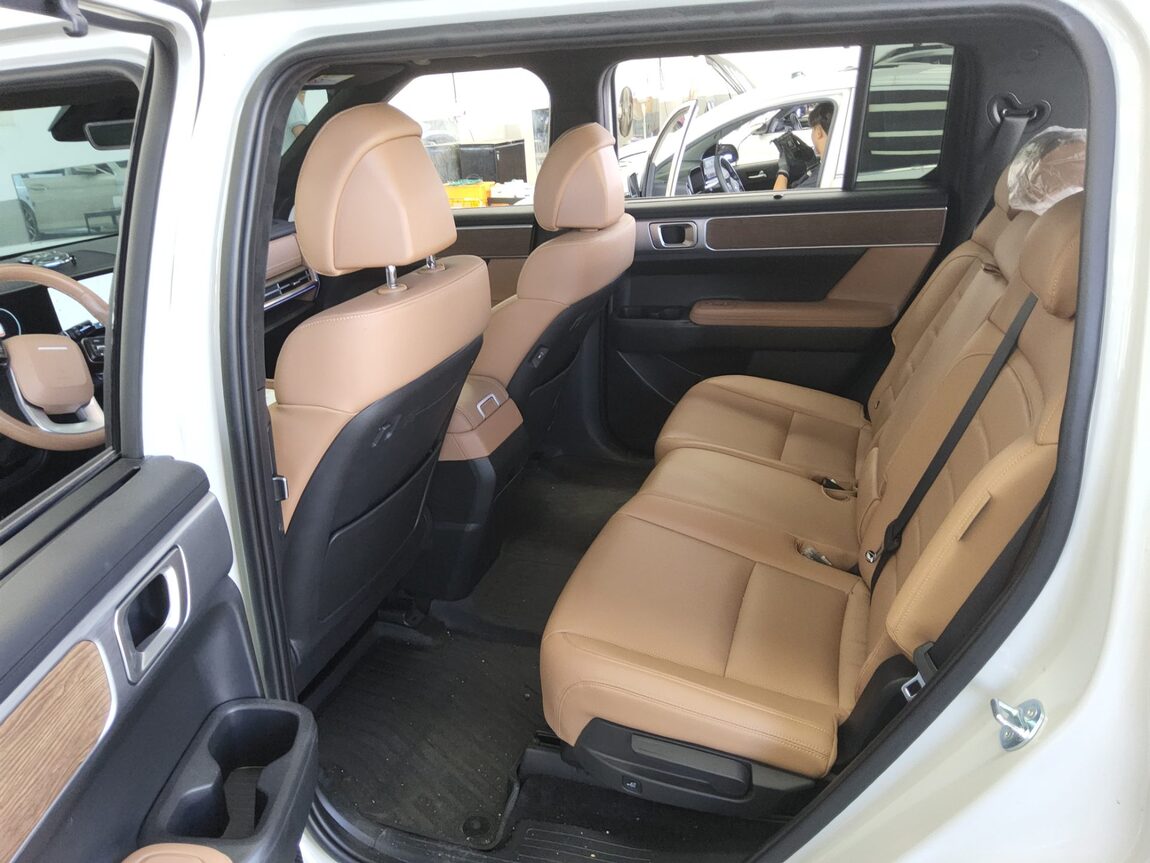 HYUNDAI THE ALL NEW SANTA FE HYBRID 1.6 HEV 2WD PRESTIGE PLUS 2025 - zdjęcie 12
