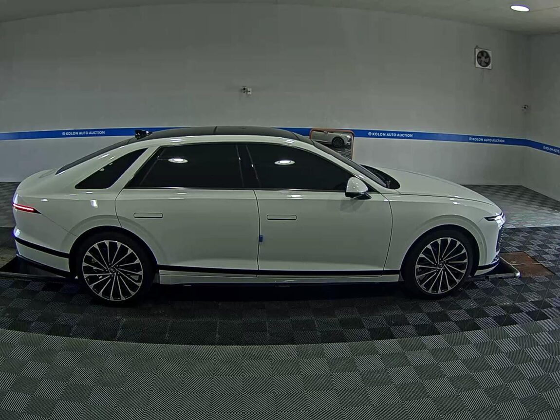 HYUNDAI THE ALL NEW GRANDEUR GASOLINE 2.5 CALLIGRAPHY 2024 - zdjęcie 4
