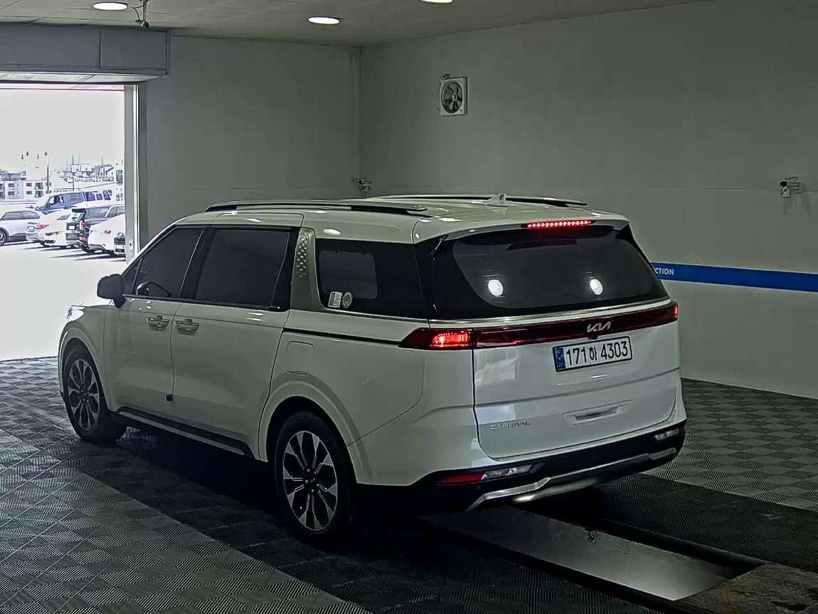 KIA NEW CARNIVAL (KA4) 7-SEATER DIESEL NOBLESSE 2023 - zdjęcie 6