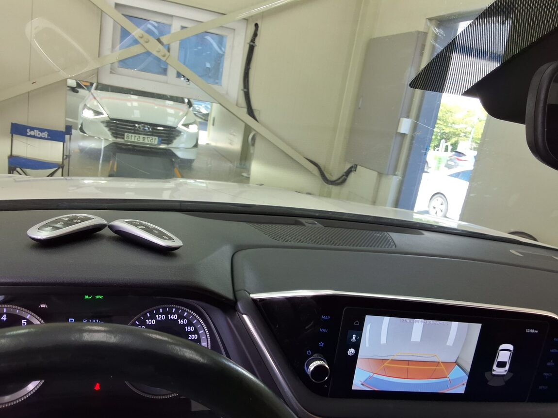 HYUNDAI SONATA (DN8) G2.0 PREMIUM 2021 - zdjęcie 25