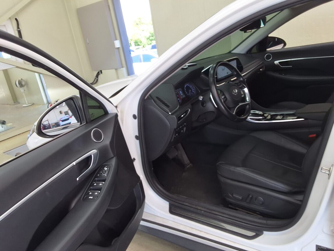 HYUNDAI SONATA (DN8) G2.0 PREMIUM 2021 - zdjęcie 11