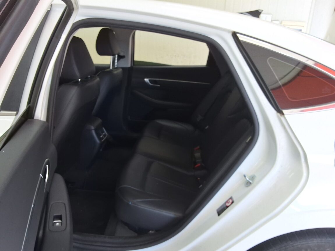 HYUNDAI SONATA (DN8) G2.0 PREMIUM 2021 - zdjęcie 13