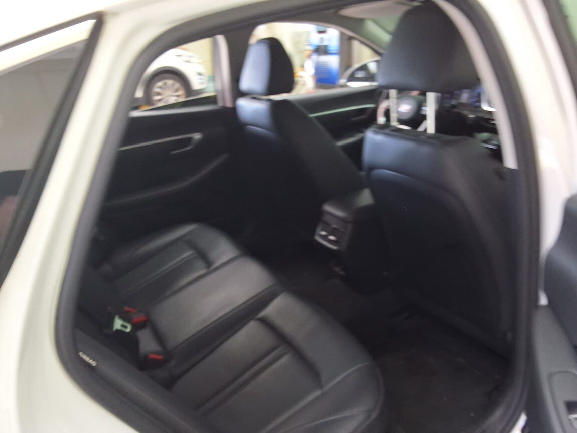 HYUNDAI SONATA (DN8) G2.0 PREMIUM 2021 - zdjęcie 14