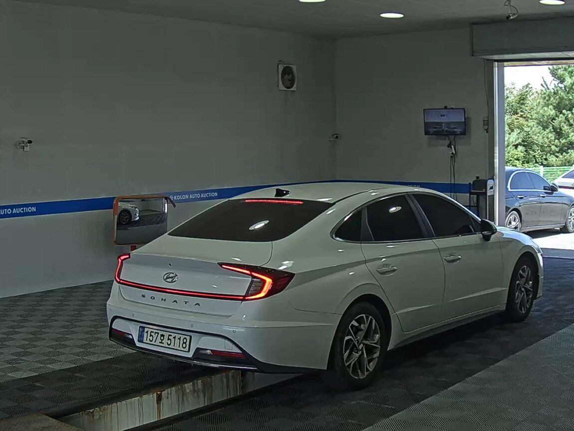 HYUNDAI SONATA (DN8) G2.0 PREMIUM 2021 - zdjęcie 5