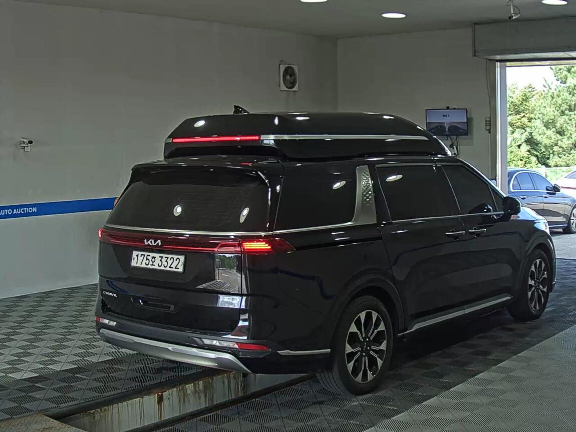 KIA NEW CARNIVAL (KA4) HI-LIMOUSINE 9-SEATER DIESEL SIGNATURE 2023 - zdjęcie 5