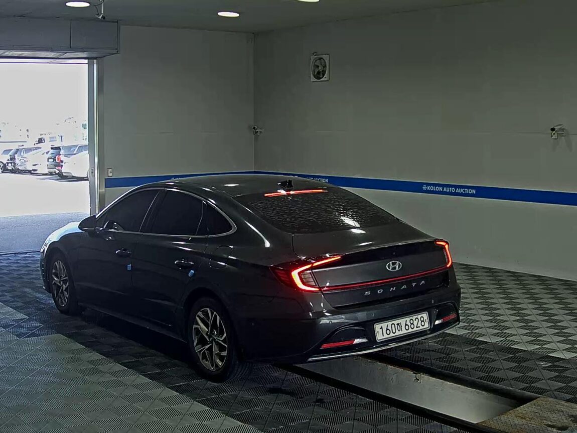 HYUNDAI SONATA (DN8) G2.0 PREMIUM PLUS 2022 - zdjęcie 6