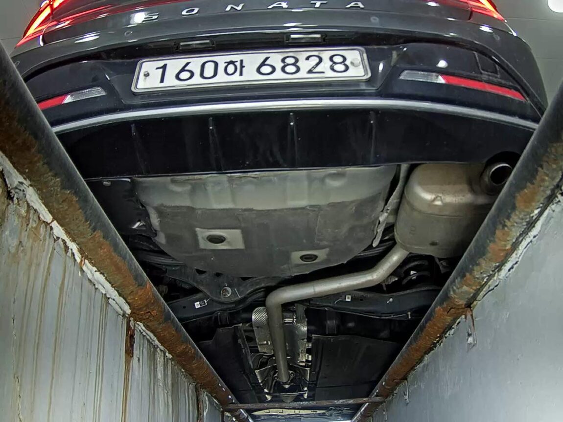 HYUNDAI SONATA (DN8) G2.0 PREMIUM PLUS 2022 - zdjęcie 8