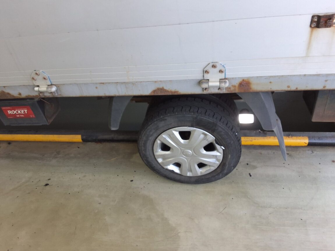 KIA THE NEW BONGO III CARGO WING BODY MANUAL 2020 - zdjęcie 22