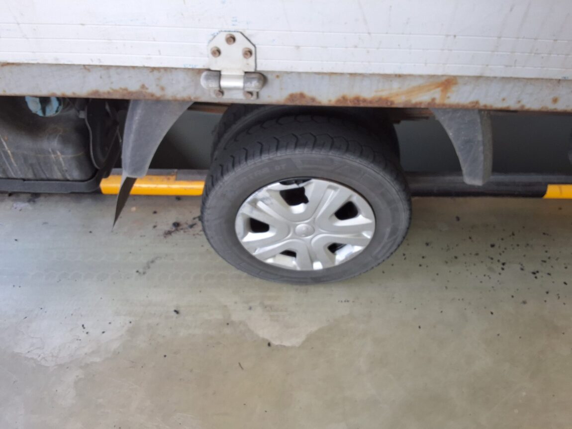 KIA THE NEW BONGO III CARGO WING BODY MANUAL 2020 - zdjęcie 24