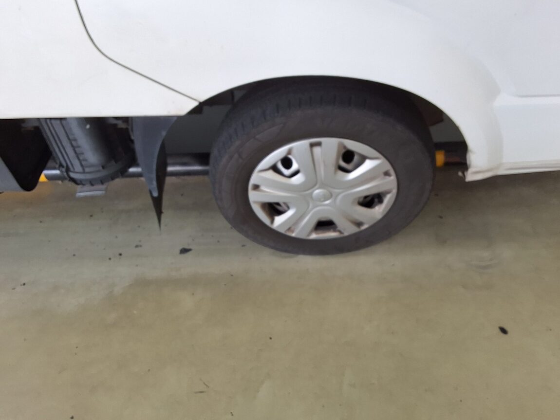 KIA THE NEW BONGO III CARGO WING BODY MANUAL 2020 - zdjęcie 23