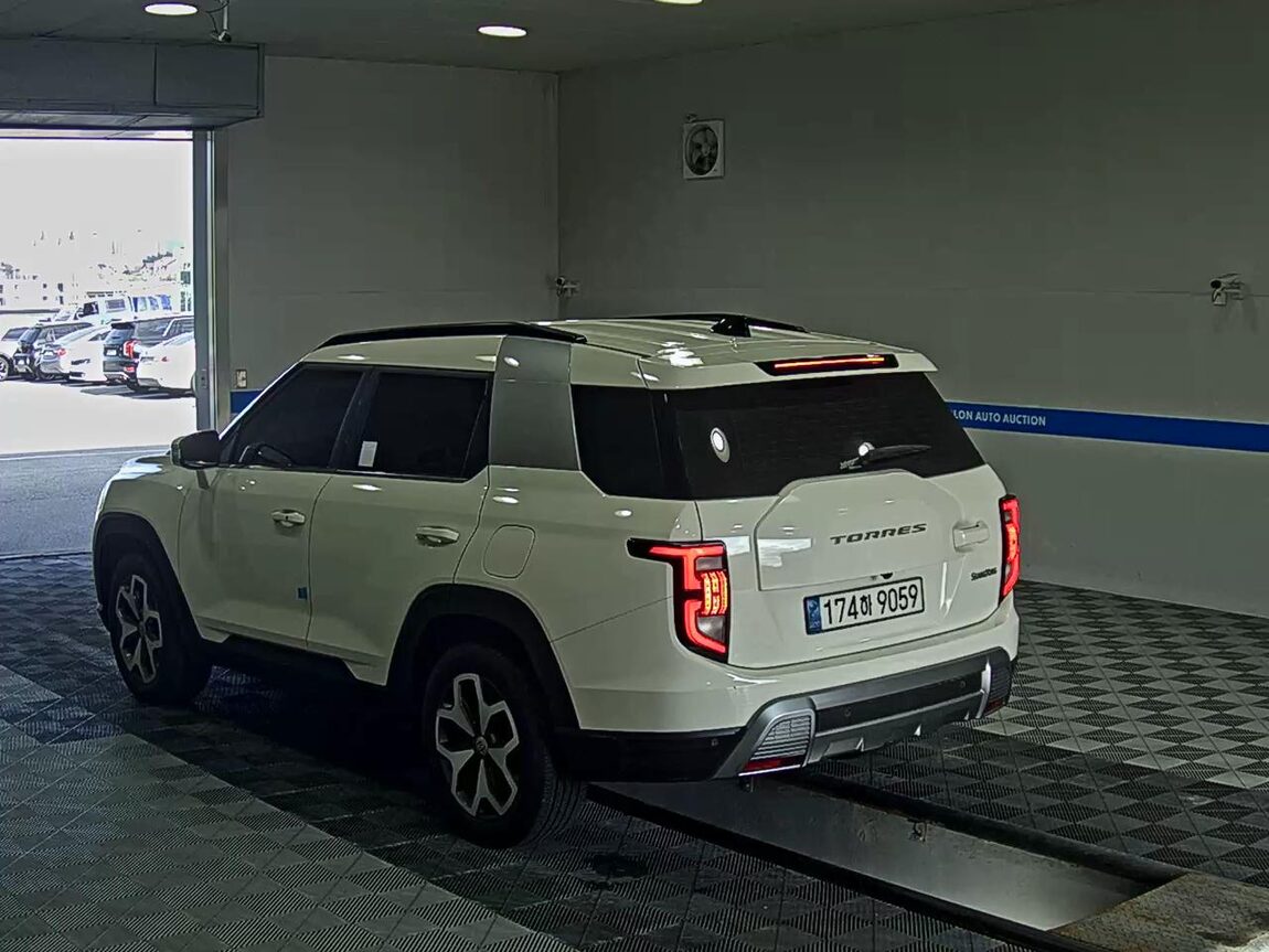 KG MOBILITY (SSANGYONG) TORRES 1.5 GDI-T 2WD T5 2023 - zdjęcie 6