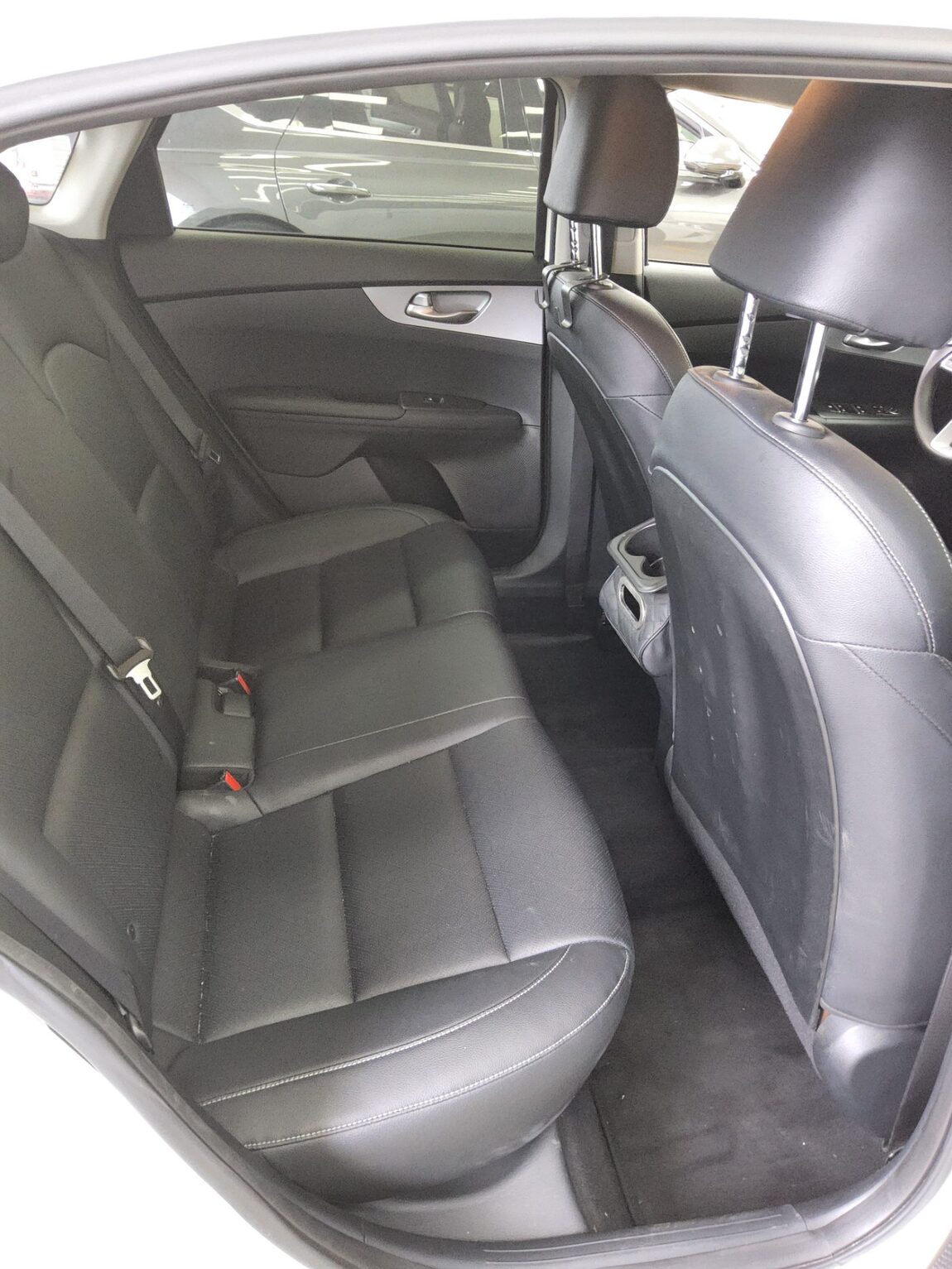KIA THE NEW K3 1.6 GASOLINE TRENDY 2022 - zdjęcie 13
