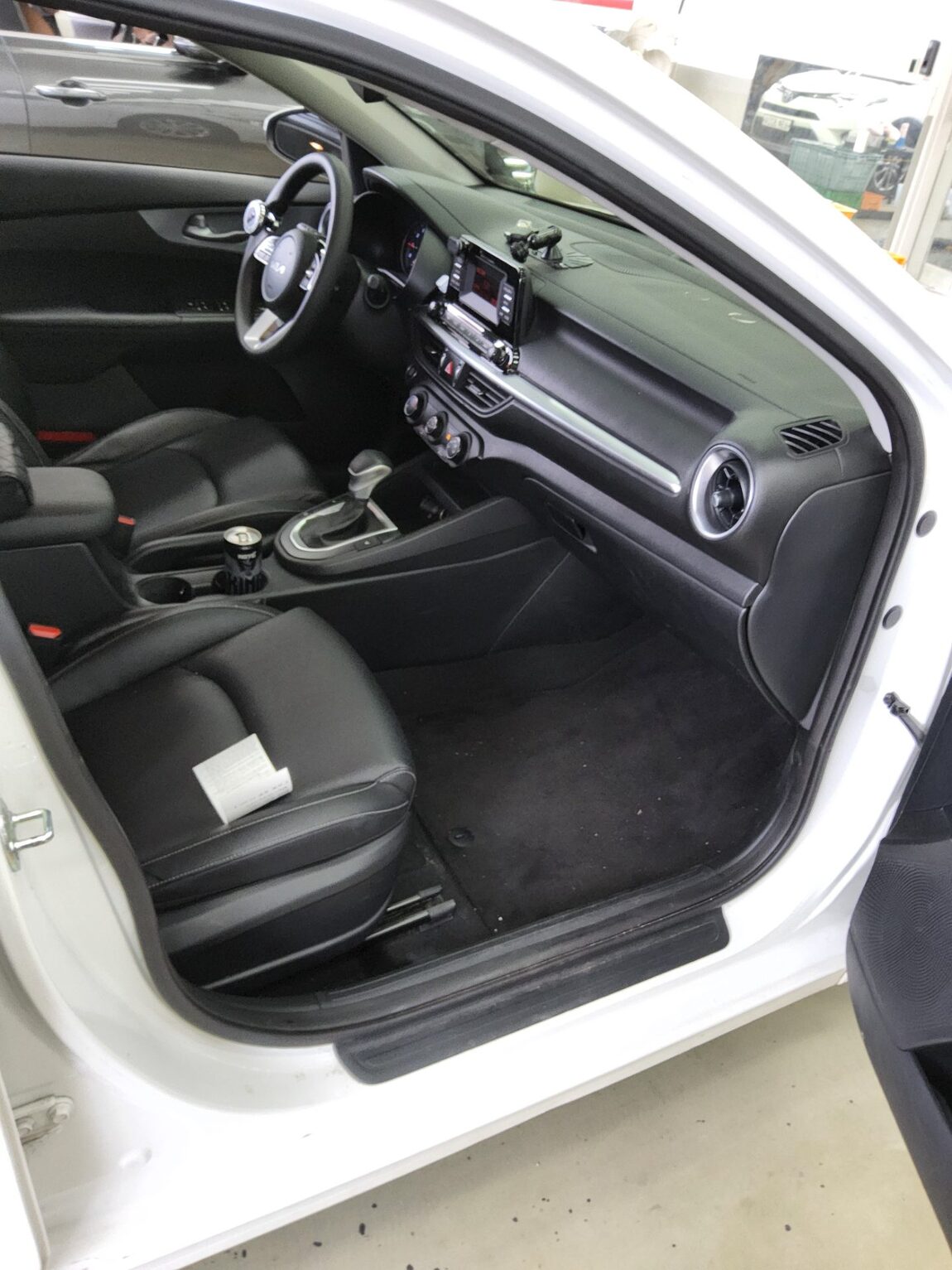 KIA THE NEW K3 1.6 GASOLINE TRENDY 2022 - zdjęcie 14