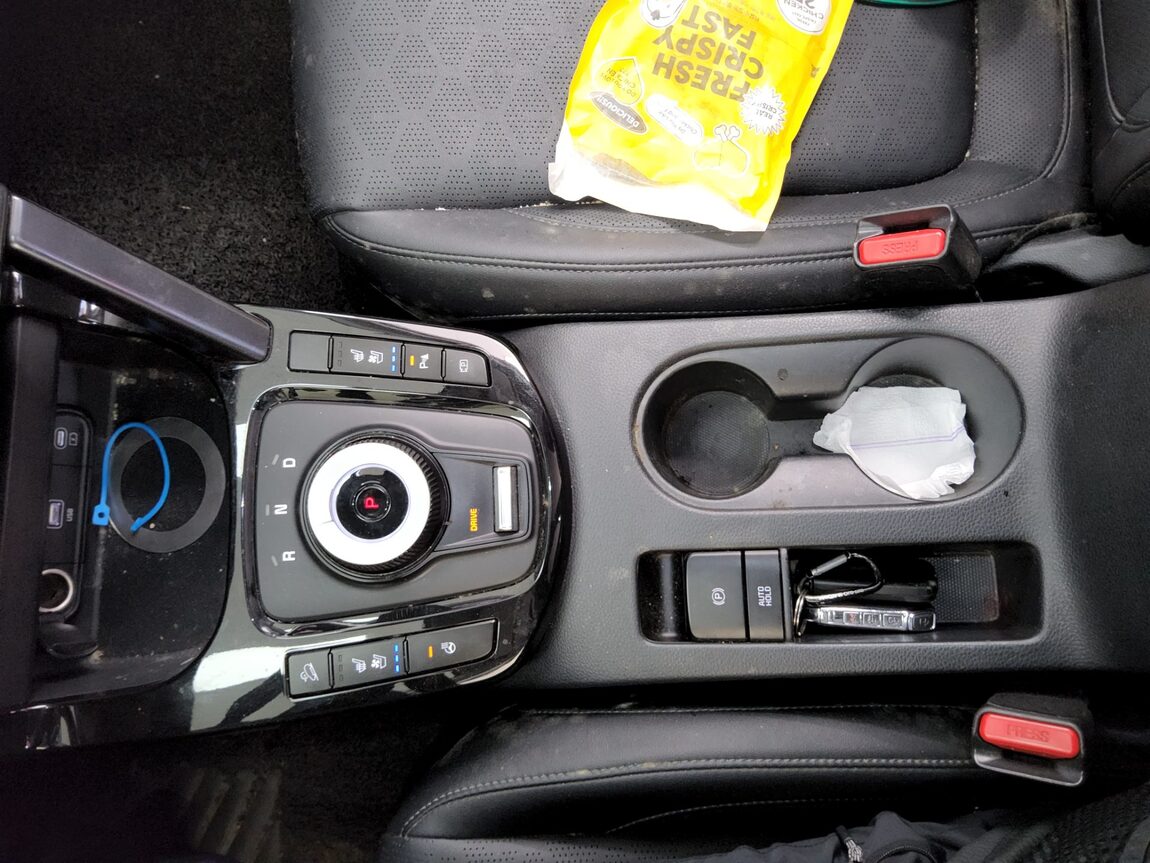 KIA THE NEW SELTOS 2.0 GASOLINE 2WD PRESTIGE 2024 - zdjęcie 19