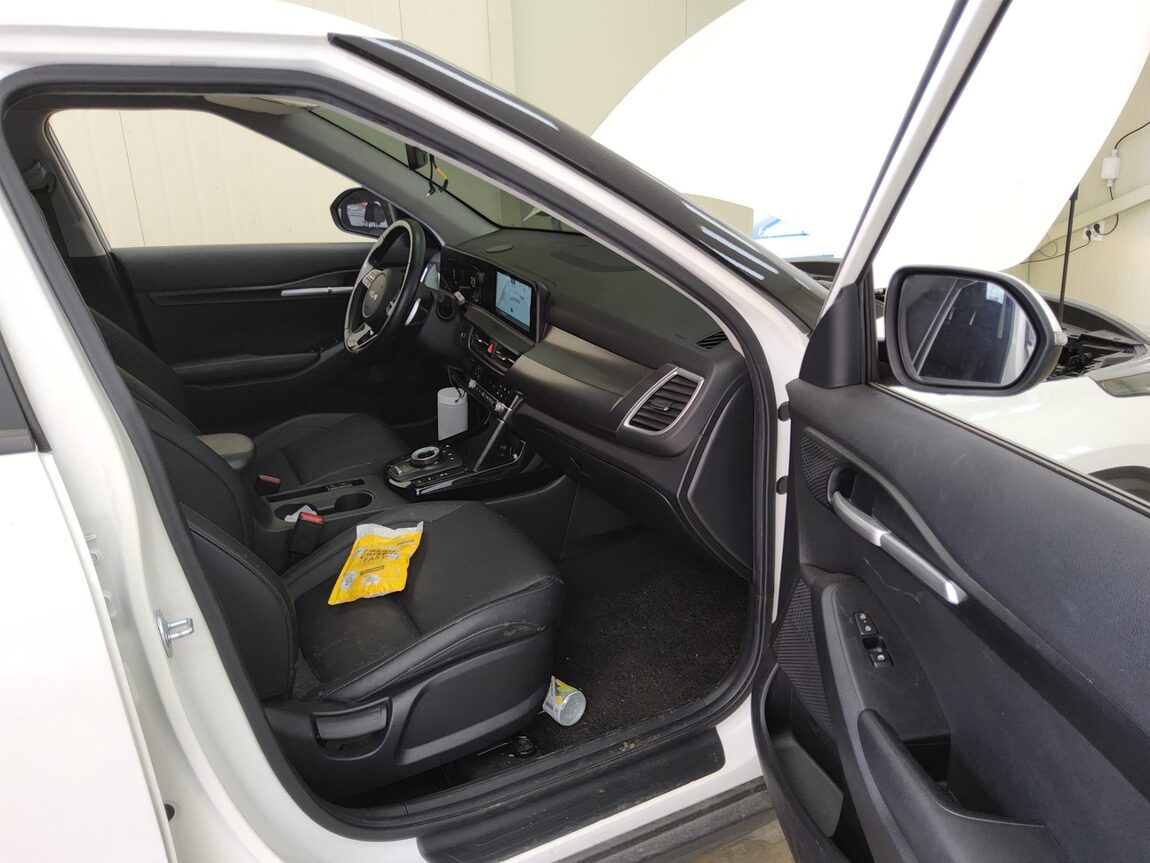 KIA THE NEW SELTOS 2.0 GASOLINE 2WD PRESTIGE 2024 - zdjęcie 14
