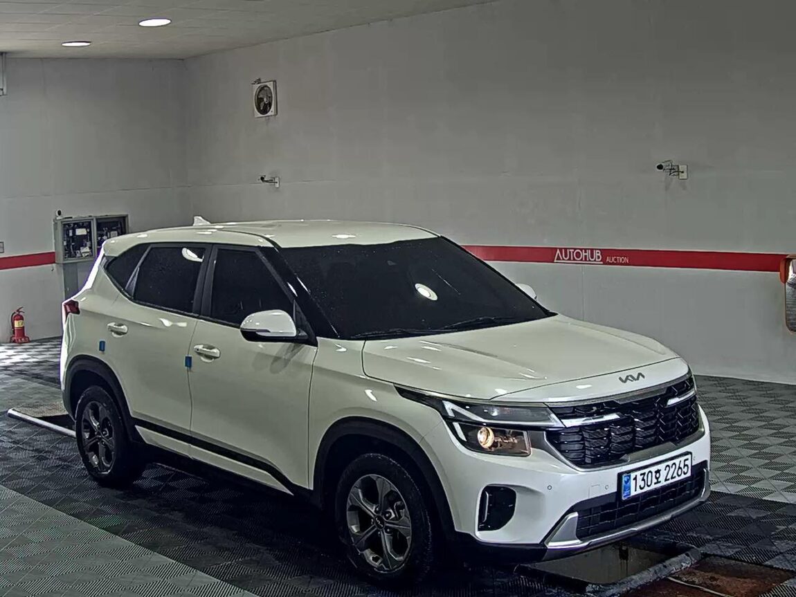 KIA THE NEW SELTOS 2.0 GASOLINE 2WD PRESTIGE 2024 - zdjęcie 3