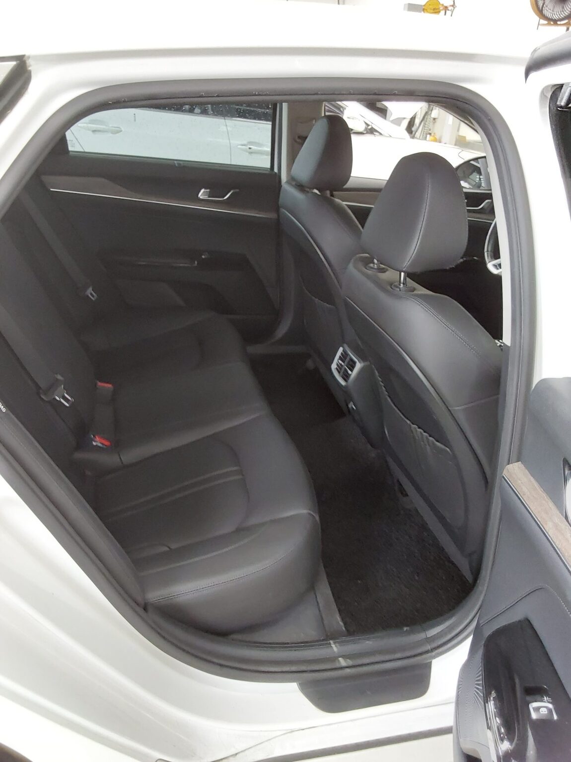 KIA NEW K5 (DL3) 2.0 GASOLINE NOBLESSE 2023 - zdjęcie 13