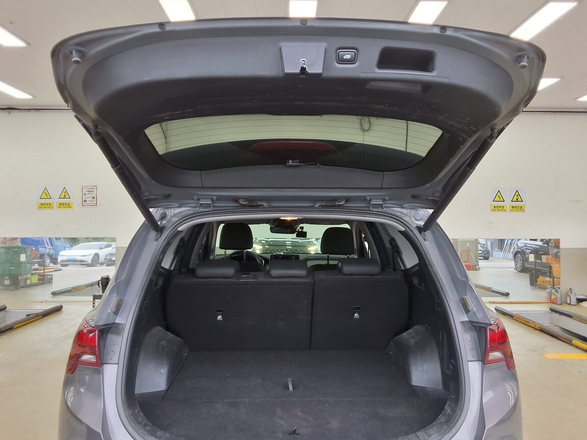 HYUNDAI THE NEW SANTA FE HYBRID 1.6 HEV 2WD PRESTIGE 2022 - zdjęcie 15