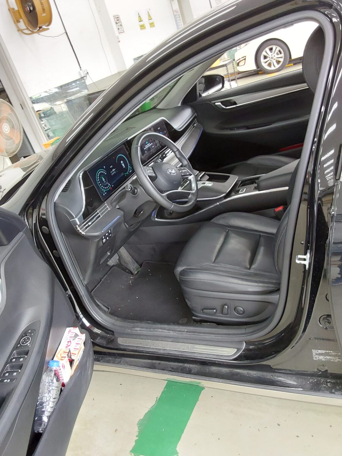 HYUNDAI THE NEW GRANDEUR IG HYBRID 2.4 HEV LE BLANC 2023 - zdjęcie 10