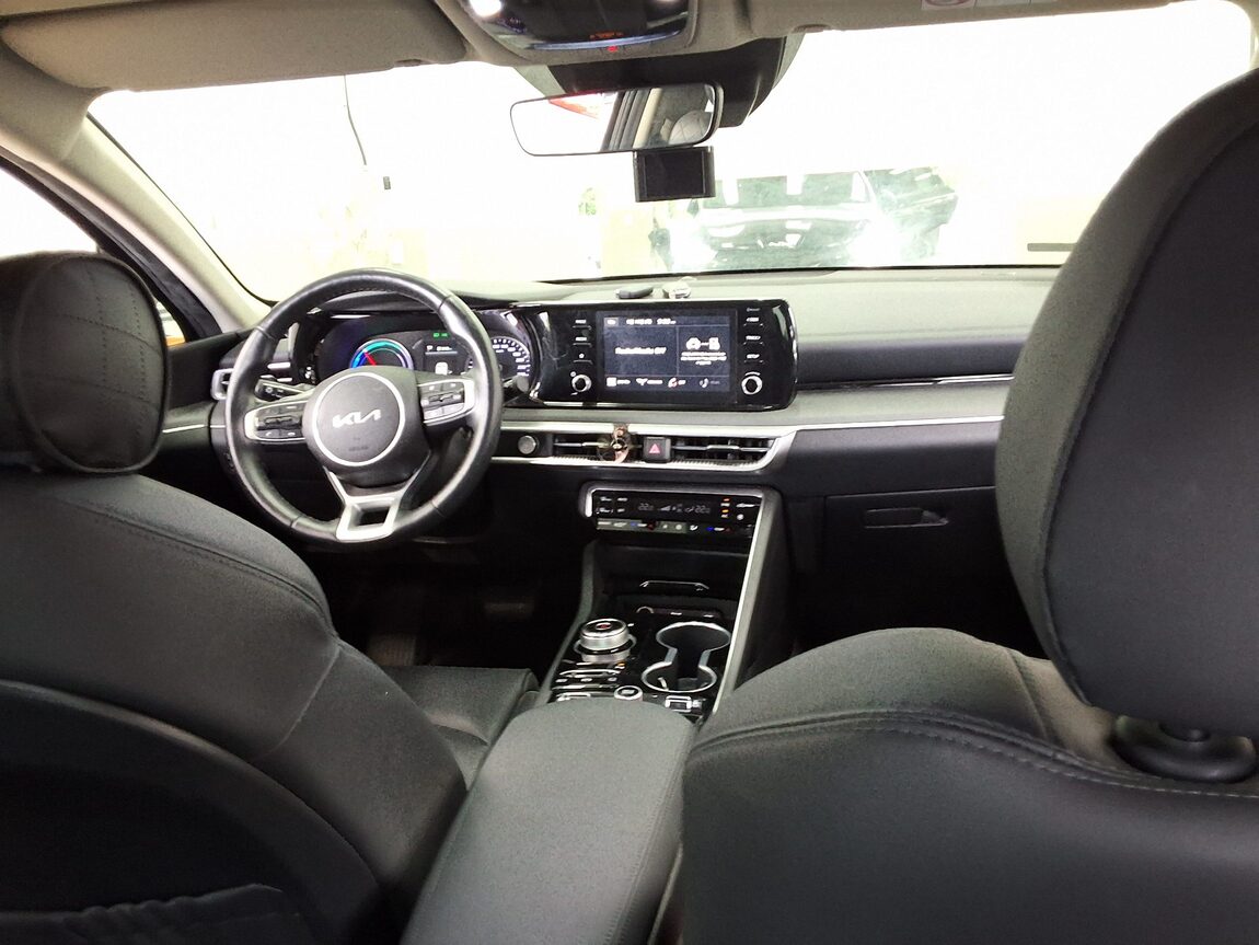 KIA NEW K5 HYBRID PRESTIGE 2023 - zdjęcie 11